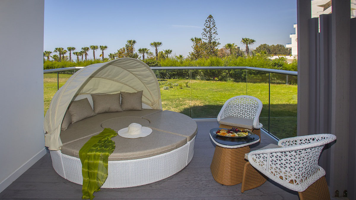 Family Suite Garden View (with Patio)